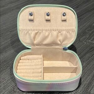 Pura Vida Large Jewelry Case with a Pastel Tie Dye Design